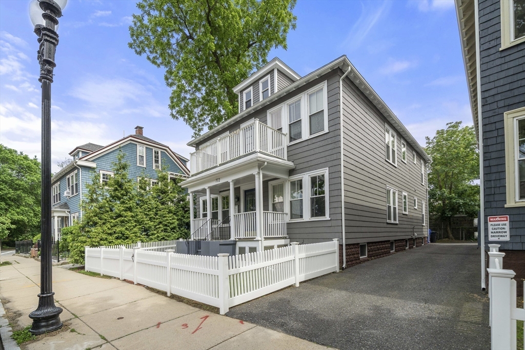 772 Centre Street, Unit 2 Boston, MA 02130 - Photo 29 of 36