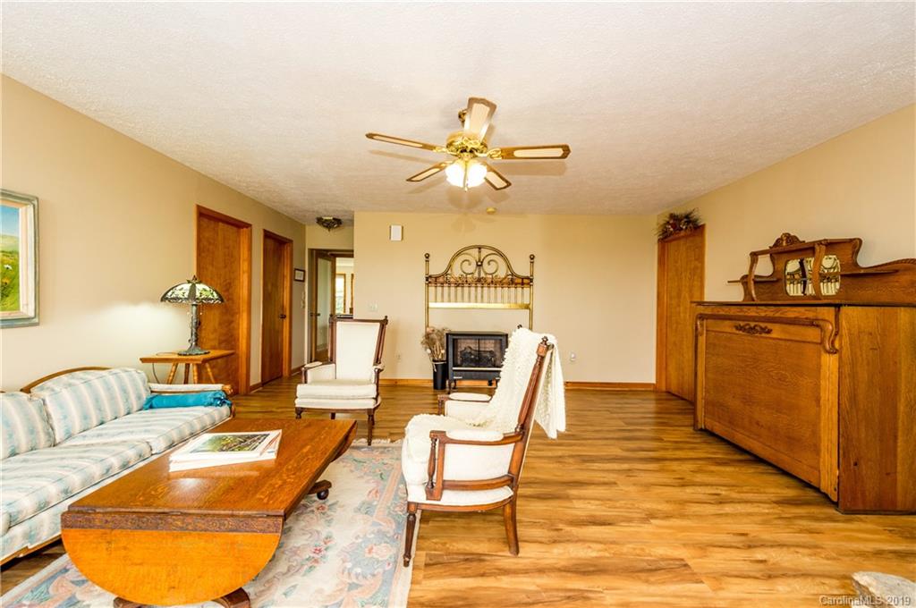 947 Windswept Ridge Road Canton, NC 28716 - Photo 19 of 48