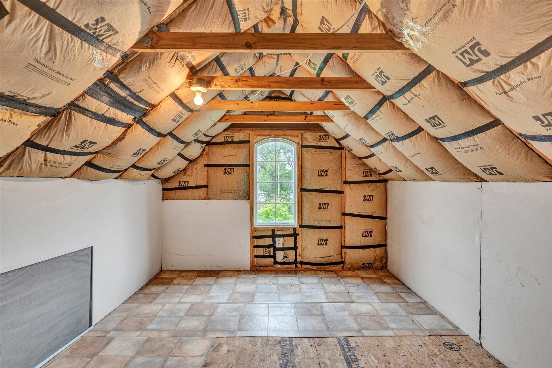 1213 Mountain View Road Vinton, VA 24179 - Photo 24 of 30 24-DSC5810