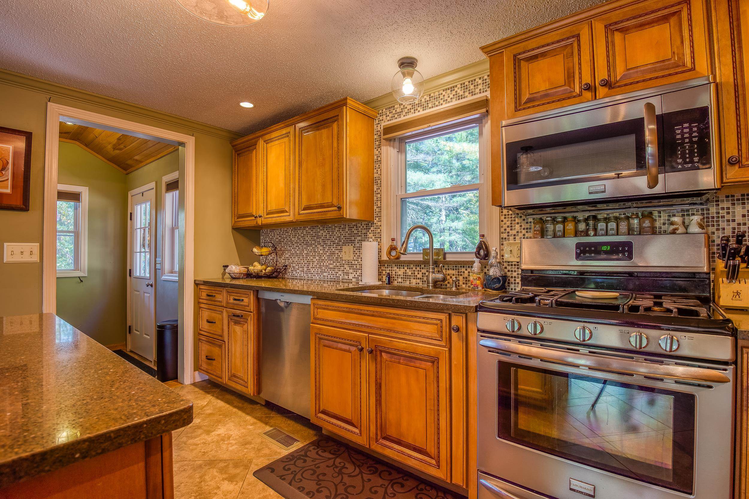 54 Old Mill Road Ossipee, NH 03814 - Photo 7 of 34