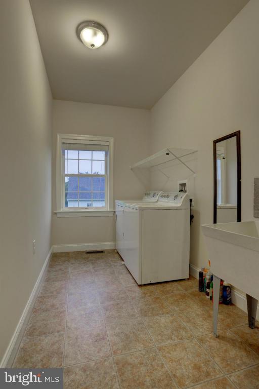 631 Frome Avenue Lititz, PA 17543 - Photo 15 of 27
