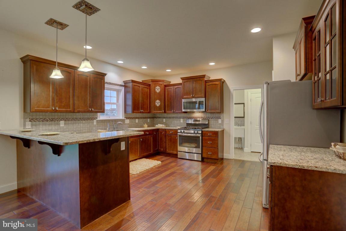 631 Frome Avenue Lititz, PA 17543 - Photo 4 of 27