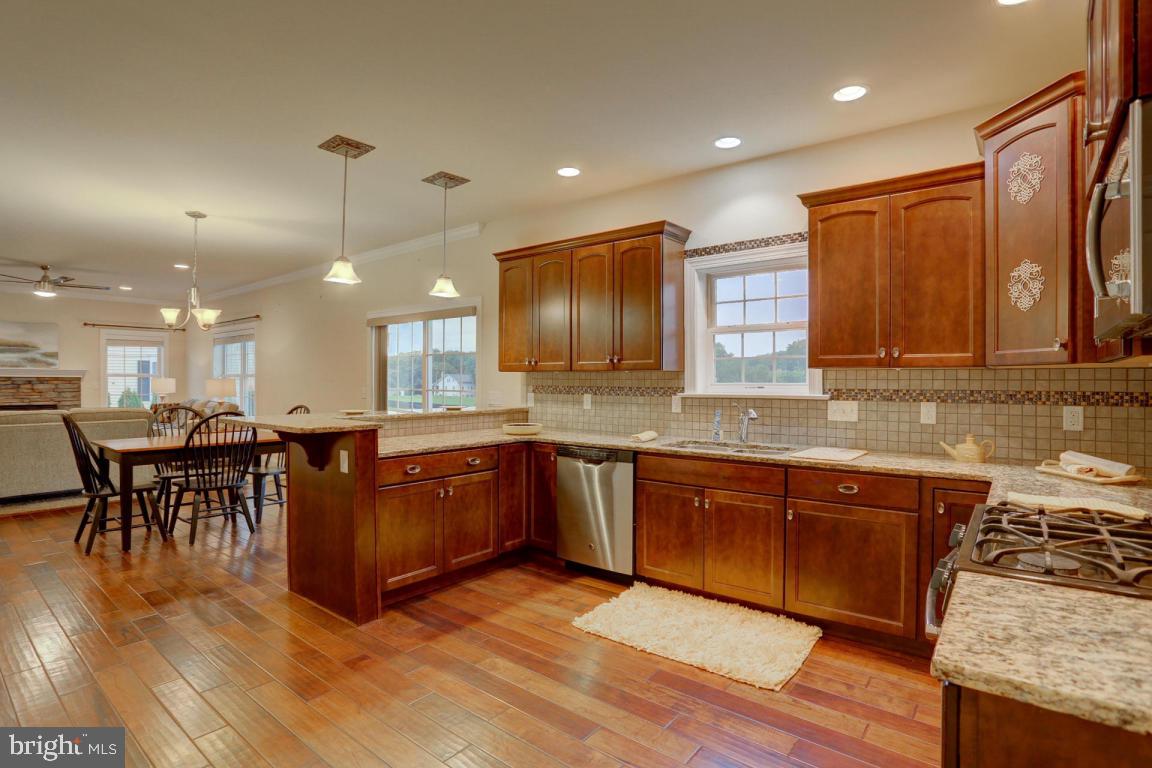 631 Frome Avenue Lititz, PA 17543 - Photo 6 of 27