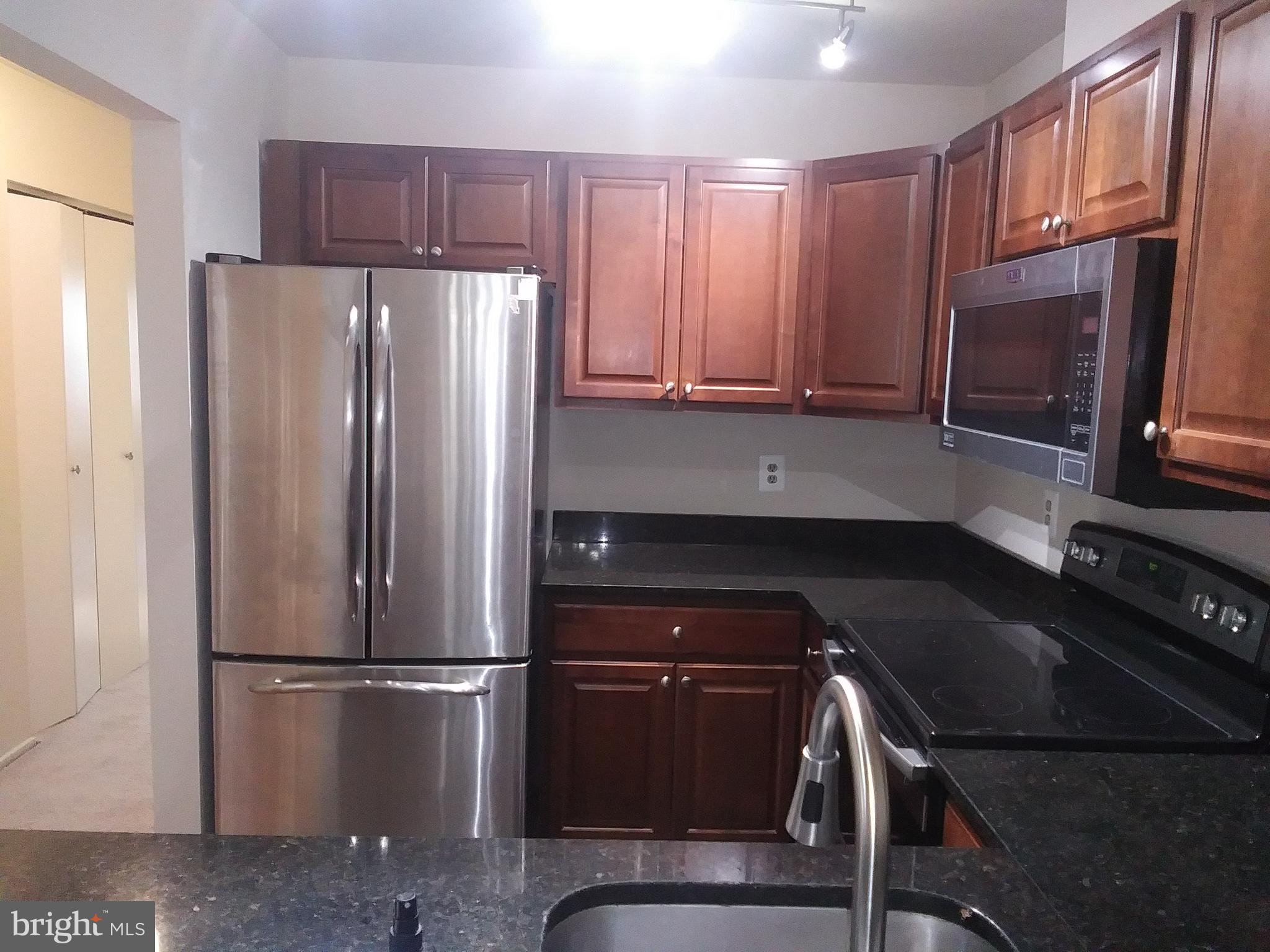 7714 Lexton Place, Unit C Springfield, VA 22152 - Photo 3 of 30 Gallery Image 3