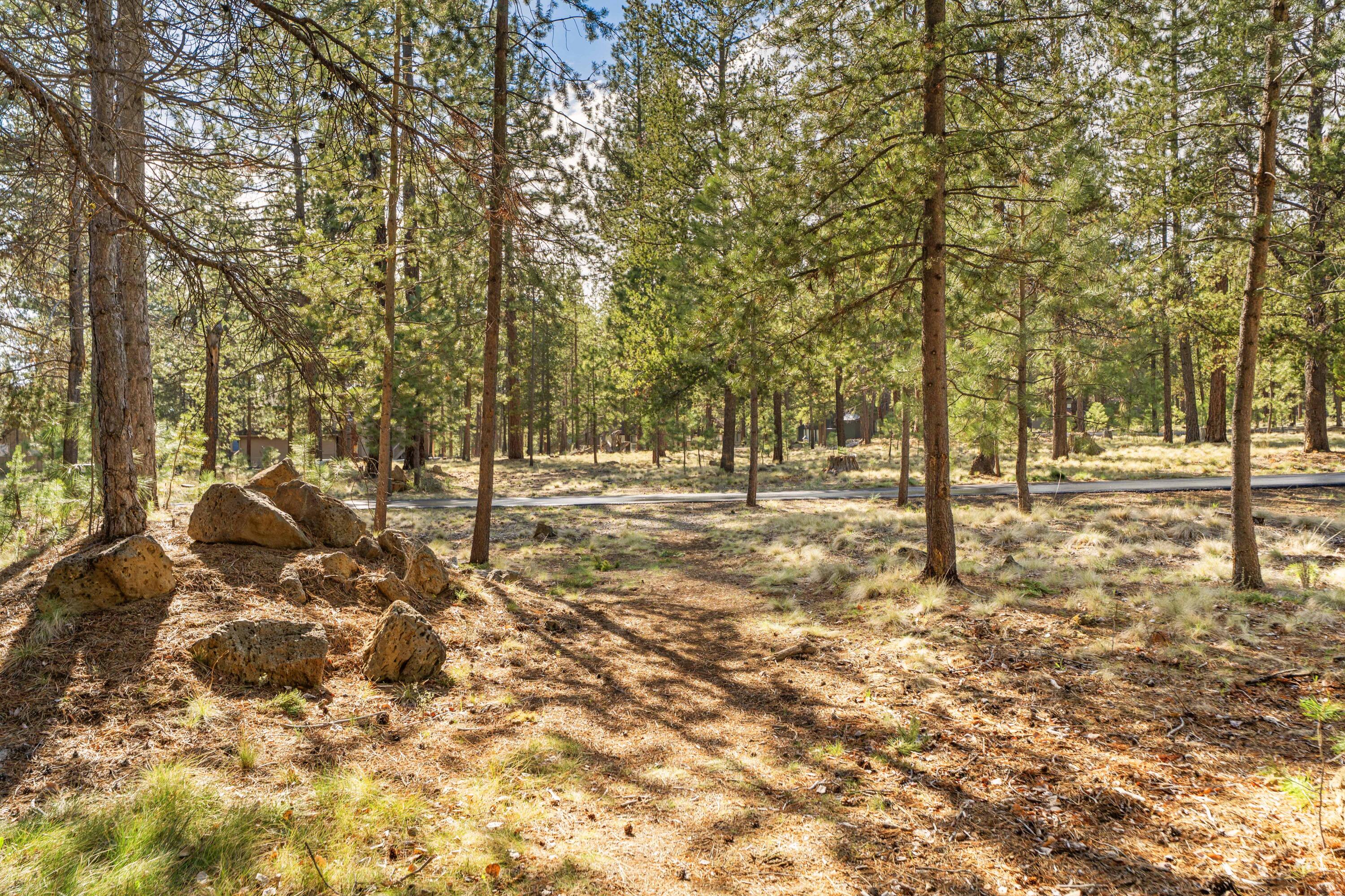 57387 Beaver Ridge Loop, Unit 37 Sunriver, OR 97707 - Photo 25 of 27 25-Exterior