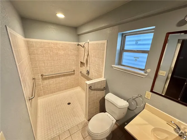 $2,300 | 4125 Rapids Drive, Corpus Christi, TX 78410