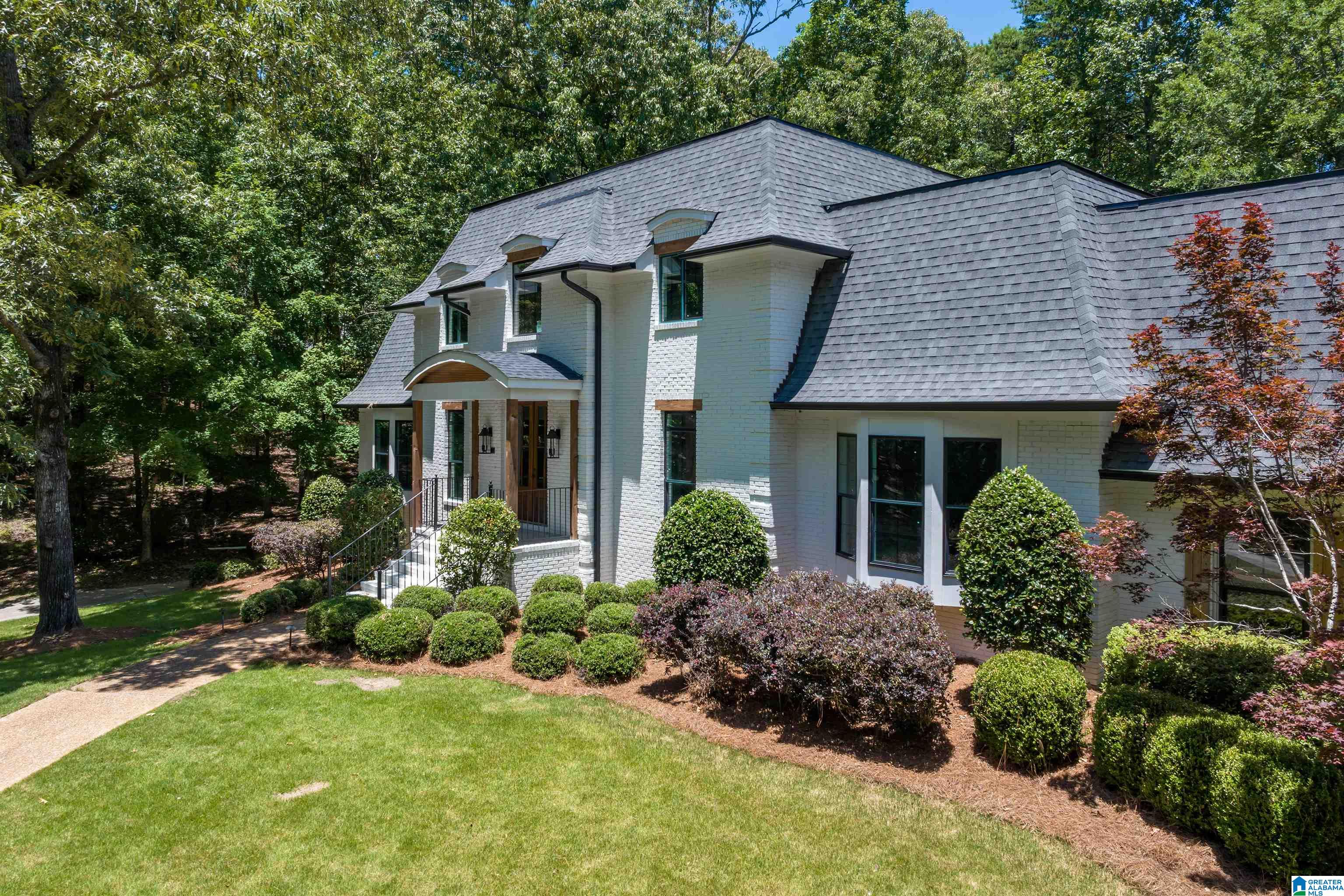 318 Valley View Road Pelham, AL 35124 - Photo 2 of 67