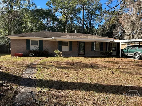 $2,200 | 511 Dyches Drive, Savannah, GA 31406