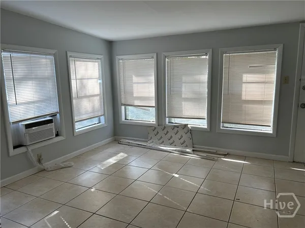 $2,200 | 511 Dyches Drive, Savannah, GA 31406
