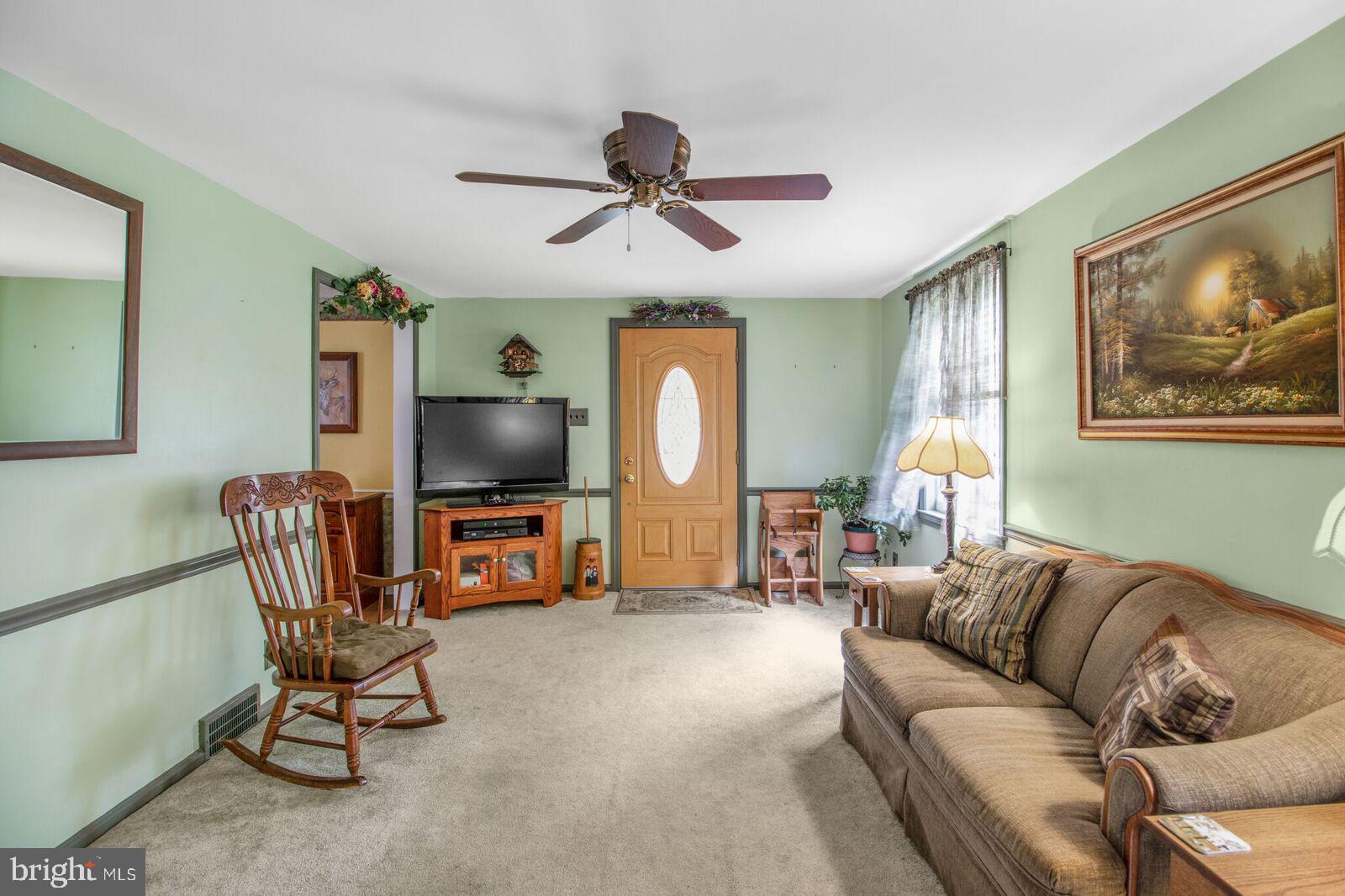212 Rodney Road Ridley Park, PA 19078 - Photo 5 of 23 Gallery Image 5