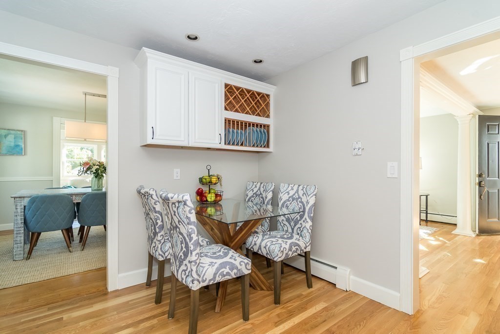 4 Stonybrook Road Medfield, MA 02052 - Photo 12 of 25