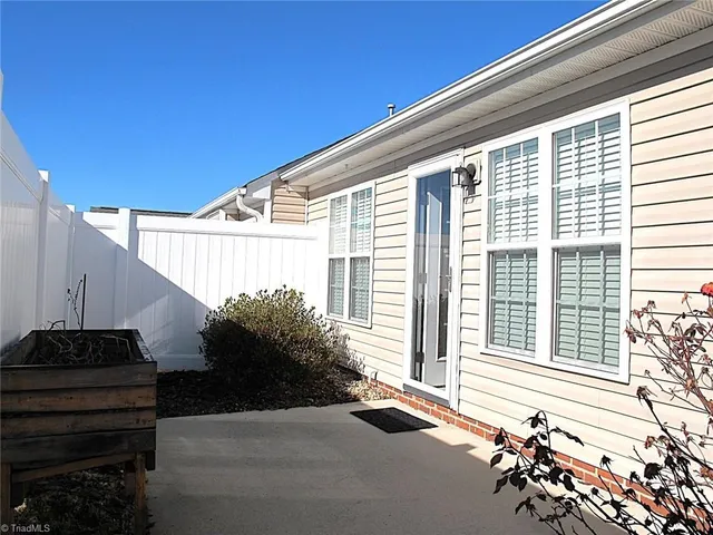 $290,000 | 683 Chas Court, High Point, NC 27265