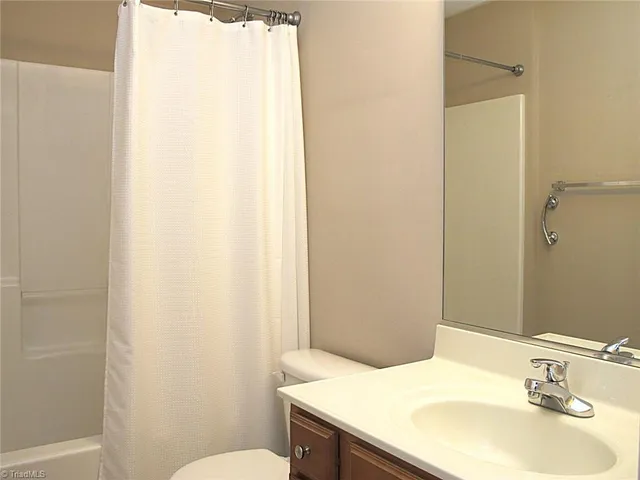 $290,000 | 683 Chas Court, High Point, NC 27265