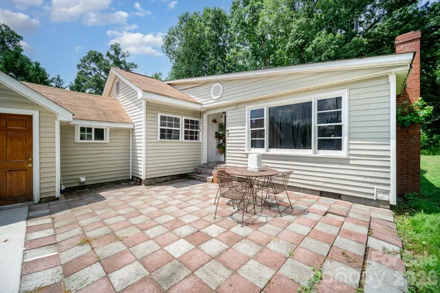 $275,000 | 5331 Beam Lake Drive, Charlotte, NC 28216