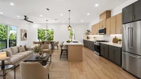 $699,000 | 4605 Belmont Avenue, Unit 102, Dallas, TX 75204