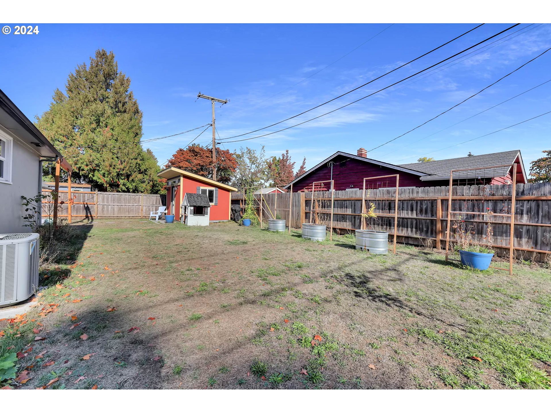 1617 Parnell Drive Eugene, OR 97404 - Photo 34 of 39 a view of a house with a yard