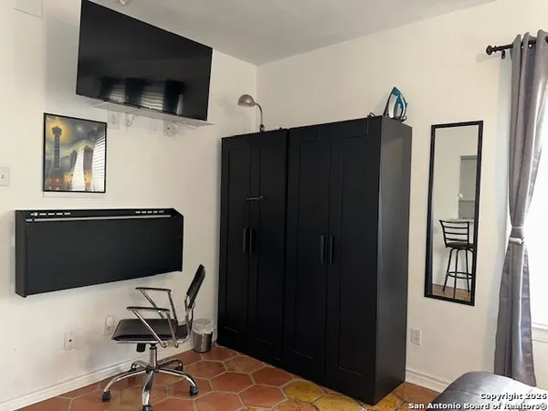 $1,200 | 302 Madison, Unit 4, San Antonio, TX 78204