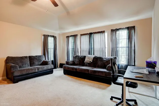 $2,595 | 3784 Turetella Drive, Round Rock, TX 78681