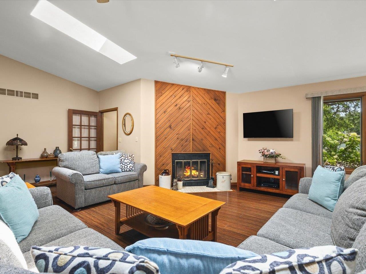 584 Sunnyfield Road Belvidere, IL 61008 - Photo 9 of 53 Gallery Image 9