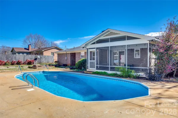 $2,600 | 1615 Tillman Street, Rock Hill, SC 29730