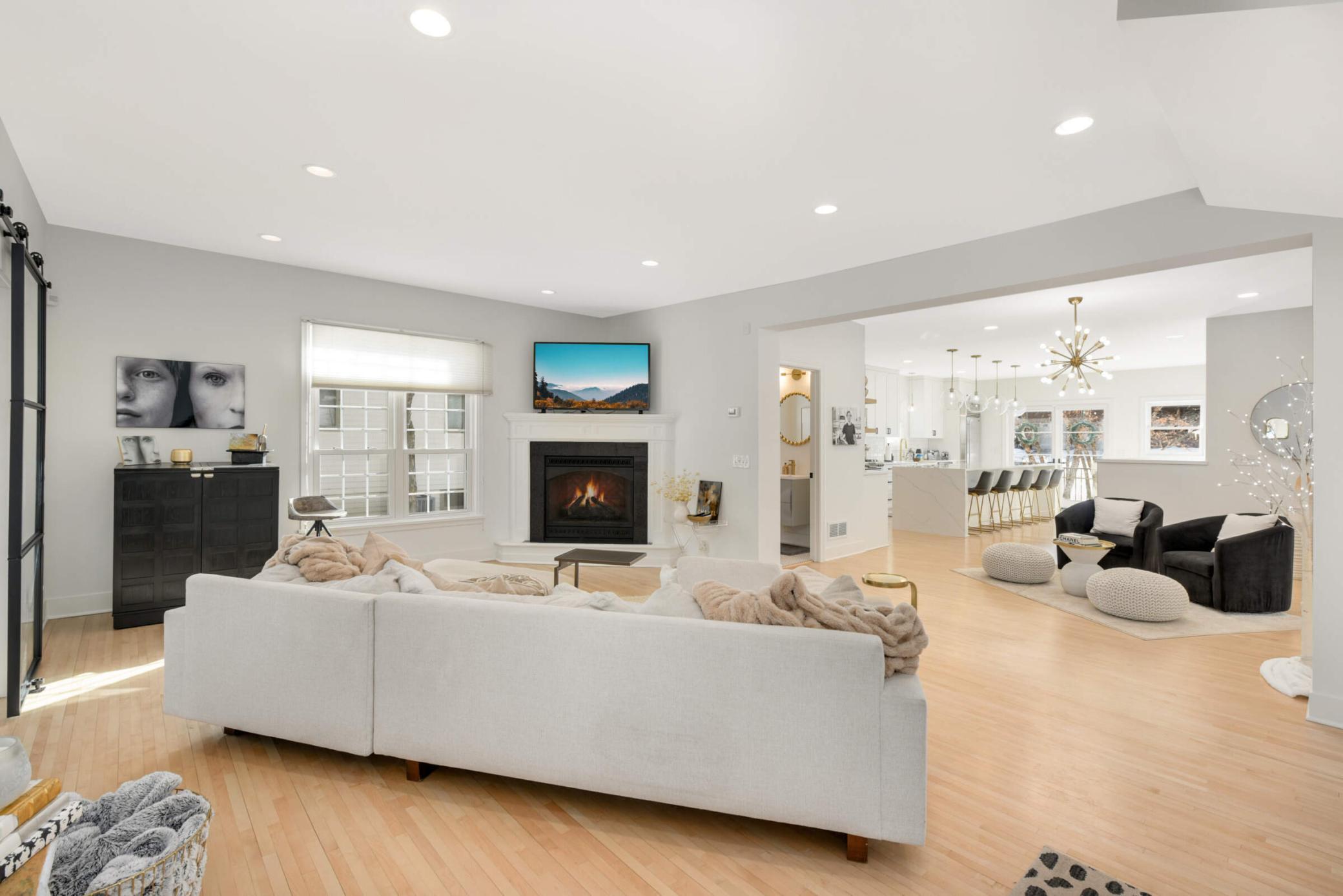 150 1st Street Excelsior, MN 55331 - Photo 5 of 34 Gallery Image 5