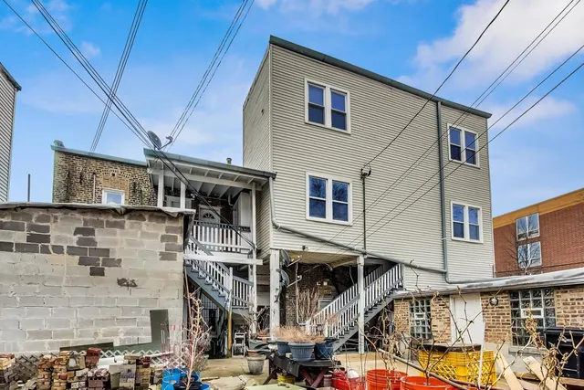 $799,000 | 700 North Kedzie Avenue, Chicago, IL 60624