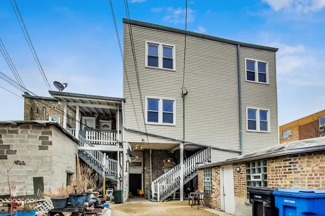 $799,000 | 700 North Kedzie Avenue, Chicago, IL 60624