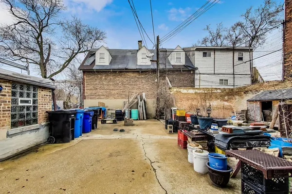 $799,000 | 700 North Kedzie Avenue, Chicago, IL 60612