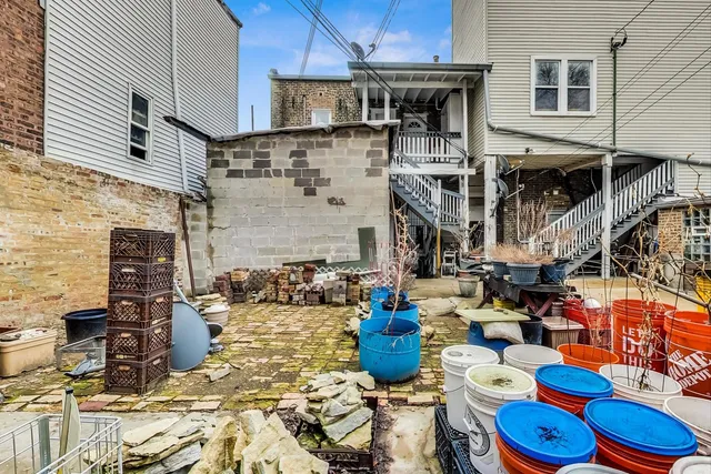 $799,000 | 700 North Kedzie Avenue, Chicago, IL 60624