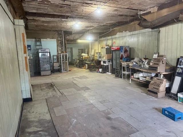 $799,000 | 700 North Kedzie Avenue, Chicago, IL 60624