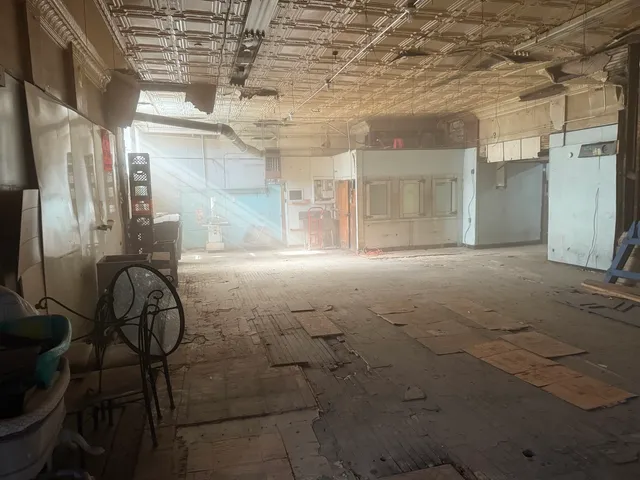 $799,000 | 700 North Kedzie Avenue, Chicago, IL 60624