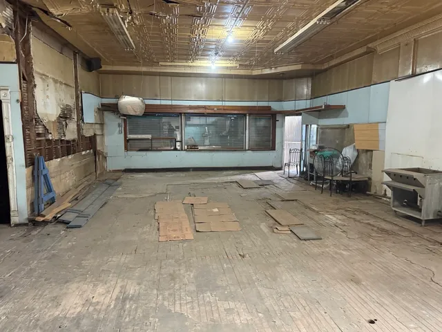 $799,000 | 700 North Kedzie Avenue, Chicago, IL 60624