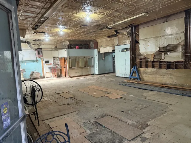 $799,000 | 700 North Kedzie Avenue, Chicago, IL 60624