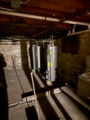 $799,000 | 700 North Kedzie Avenue, Chicago, IL 60624