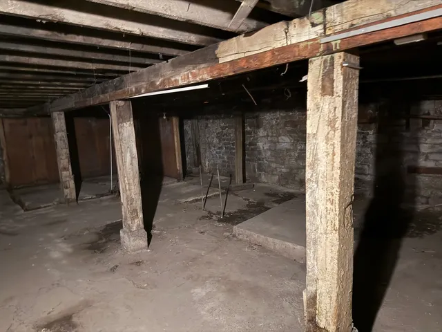 $799,000 | 700 North Kedzie Avenue, Chicago, IL 60624