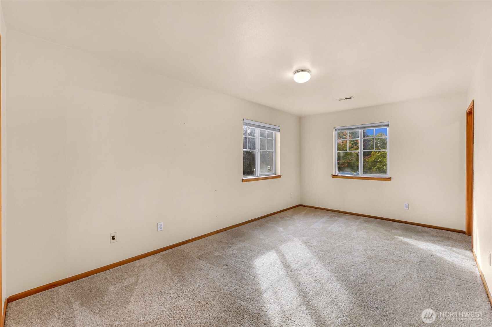 18002 Tualco Road Monroe, WA 98272 - Photo 19 of 39 an empty room with windows