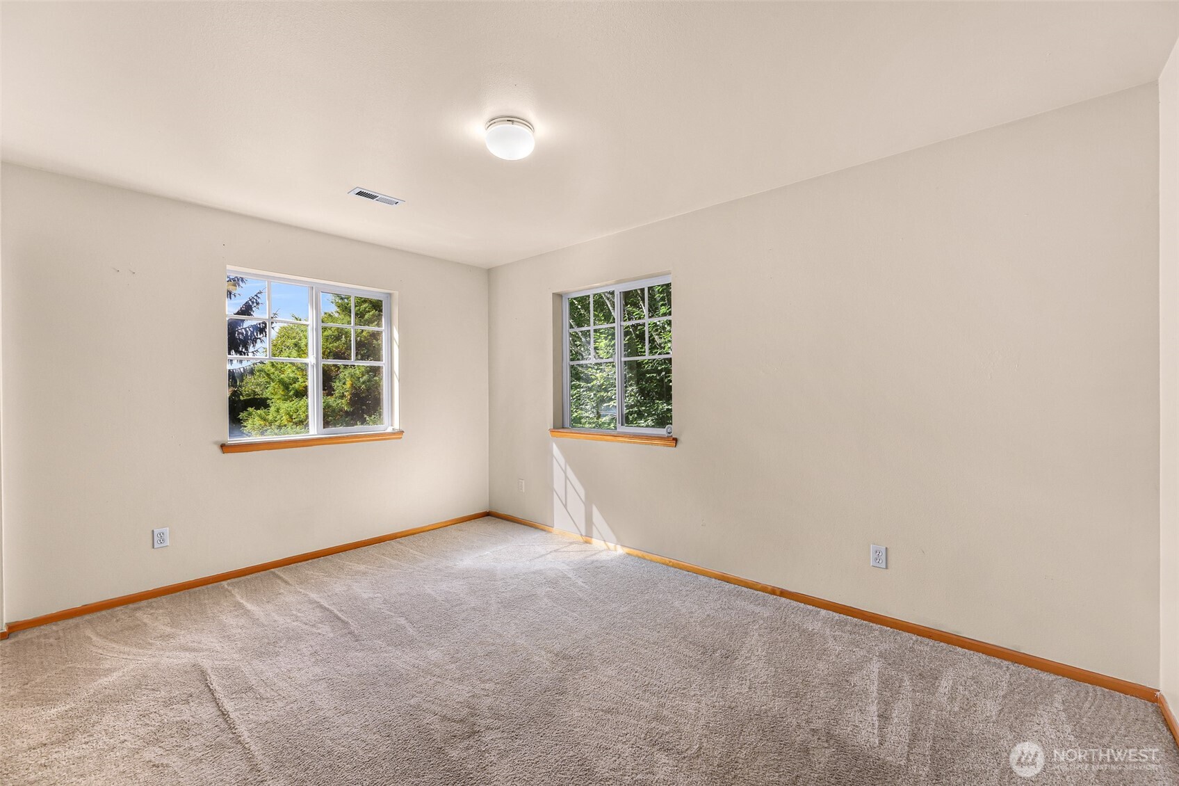 18002 Tualco Road Monroe, WA 98272 - Photo 26 of 39 an empty room with windows
