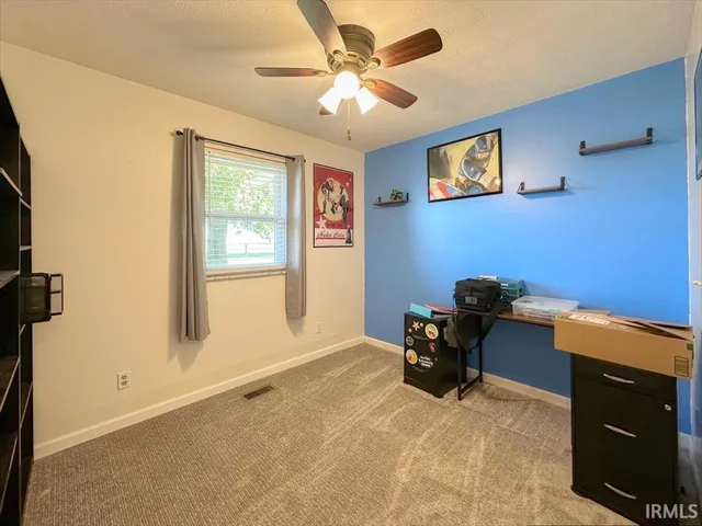 $225,000 | 3923 400 South, Kokomo, IN 46902