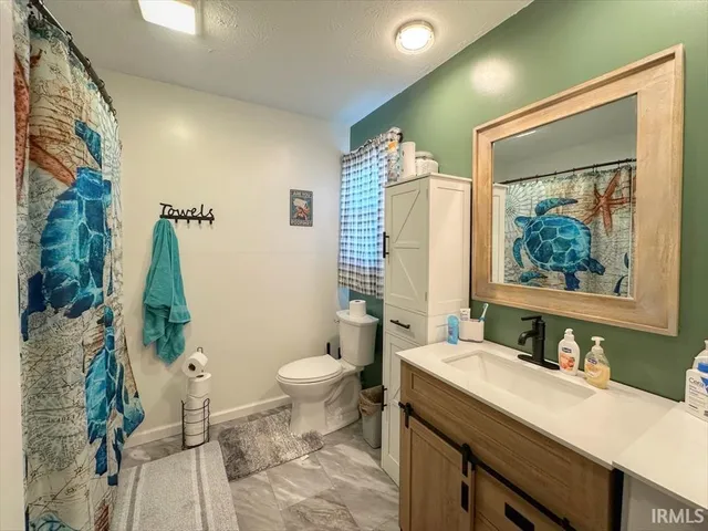 $225,000 | 3923 400 South, Kokomo, IN 46902