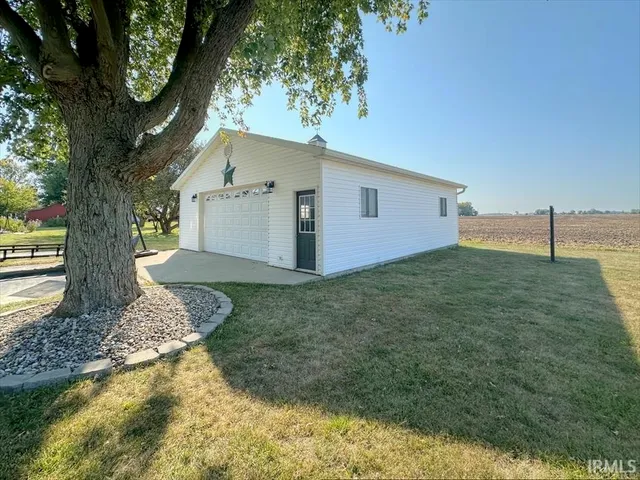 $225,000 | 3923 400 South, Kokomo, IN 46902