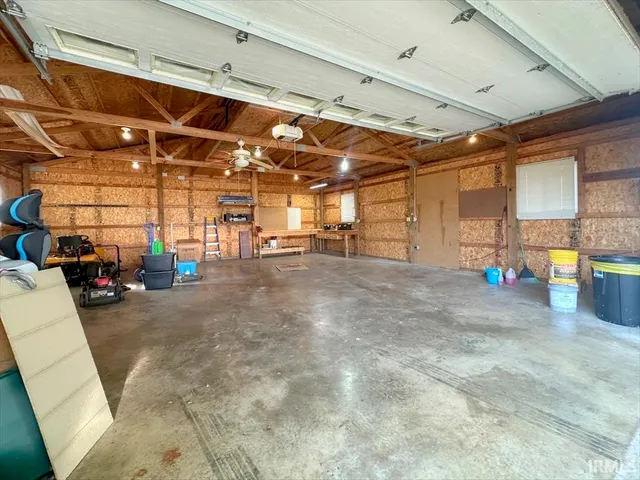 $225,000 | 3923 400 South, Kokomo, IN 46902
