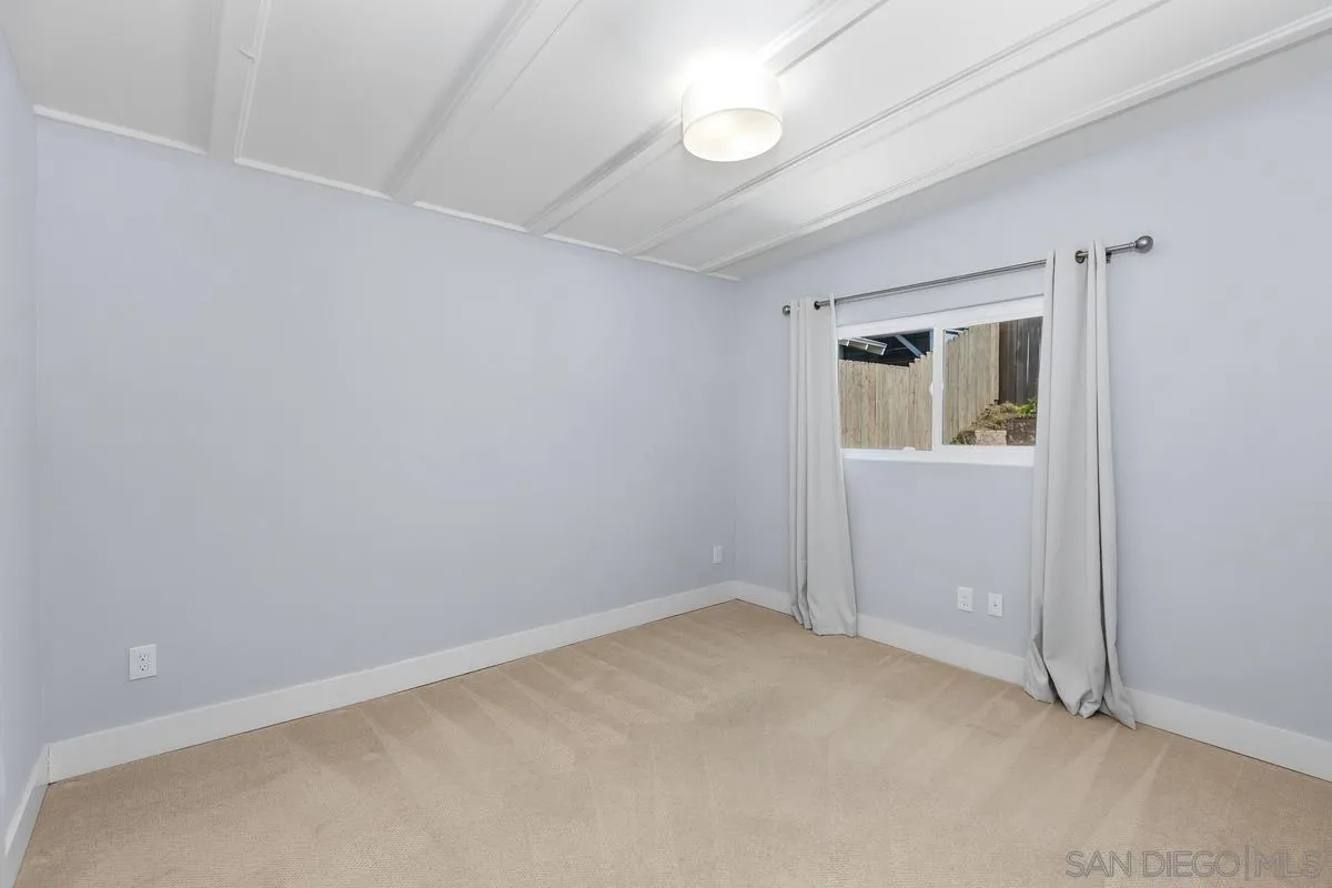 9956 Via Debbie Santee, CA 92071 - Photo 17 of 30 an empty room with a windows and closet