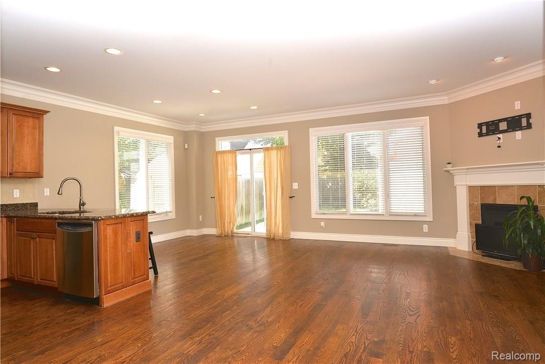 809 Ruffner Avenue Birmingham, MI 48009 - Photo 15 of 27 6.jpg