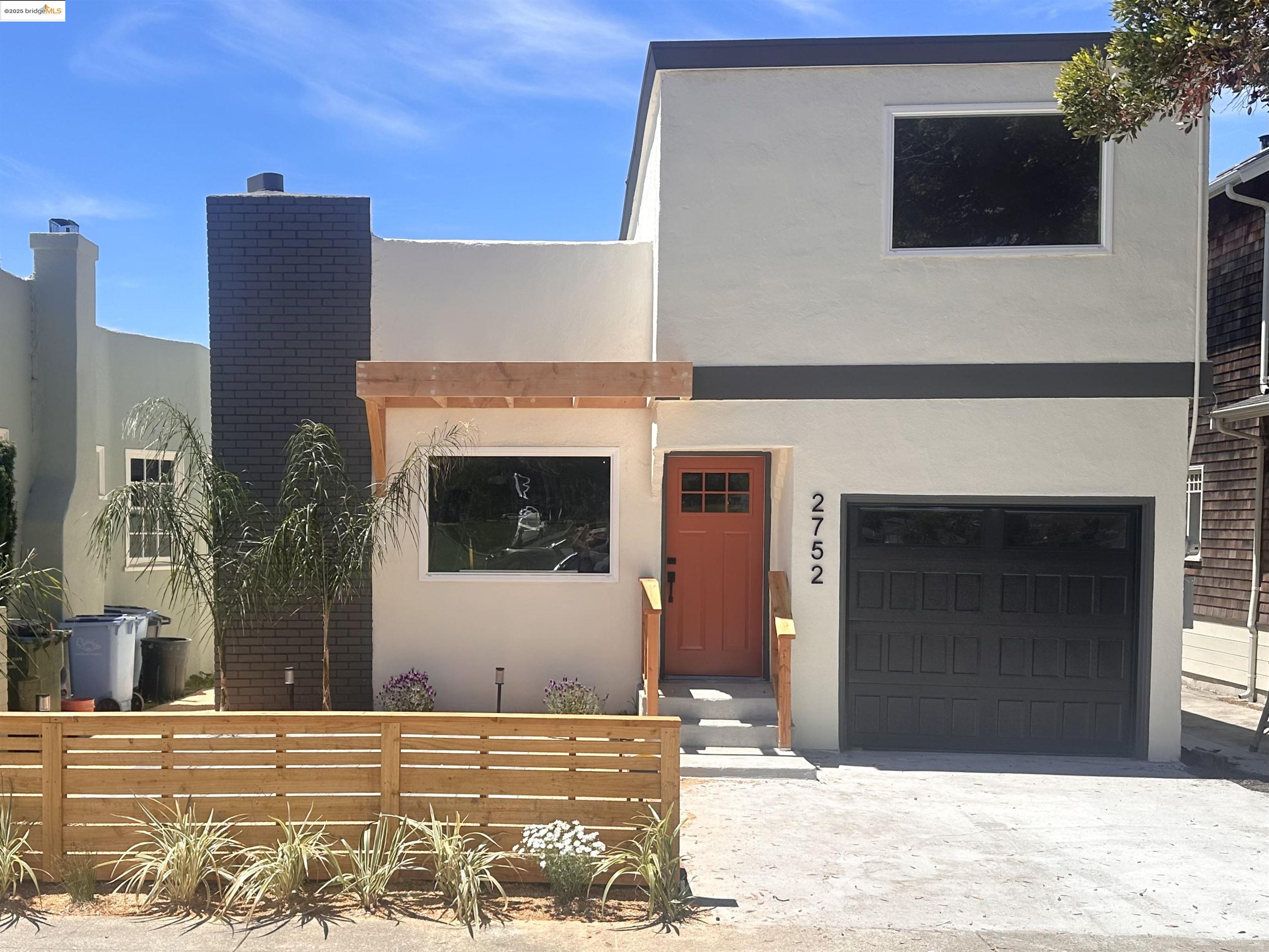 2752 Mabel Street Berkeley, CA 94702 - Photo 1 of 1 a view of a entryway of the house