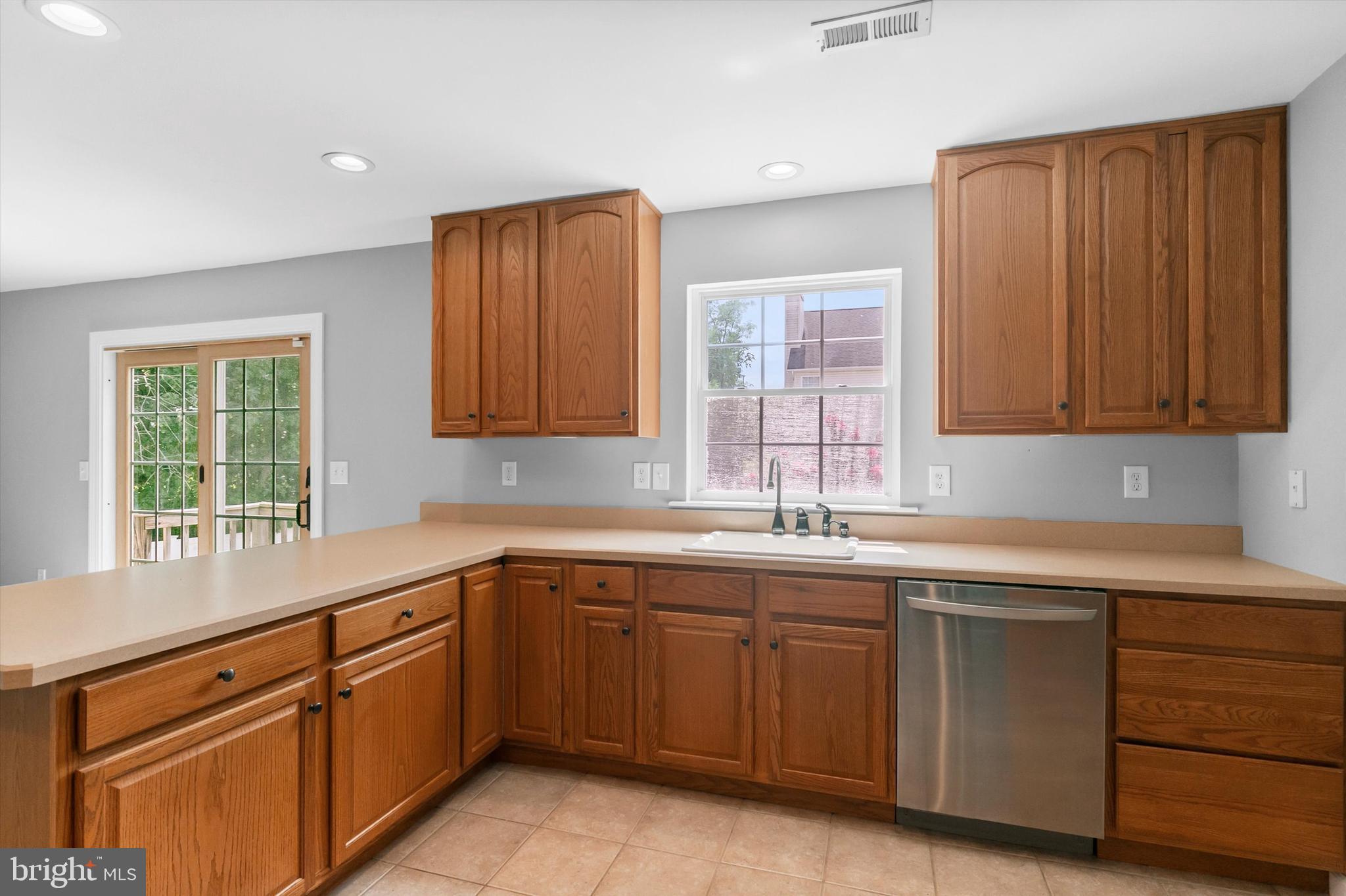 2 Rossi Road Cookstown, NJ 08511 - Photo 5 of 32