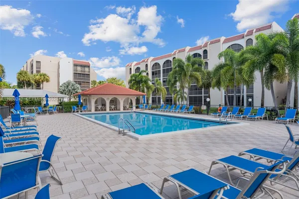 $125,000 | 3485 Environ Boulevard, Unit C205, Lauderhill, FL 33319