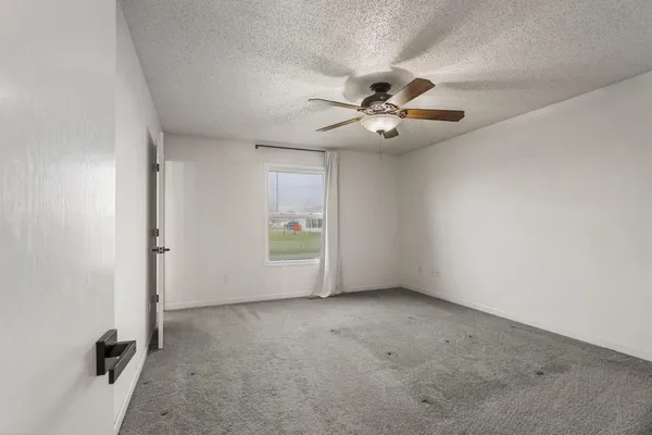 $274,900 | 509 Crestwood Drive, Champaign, IL 61822