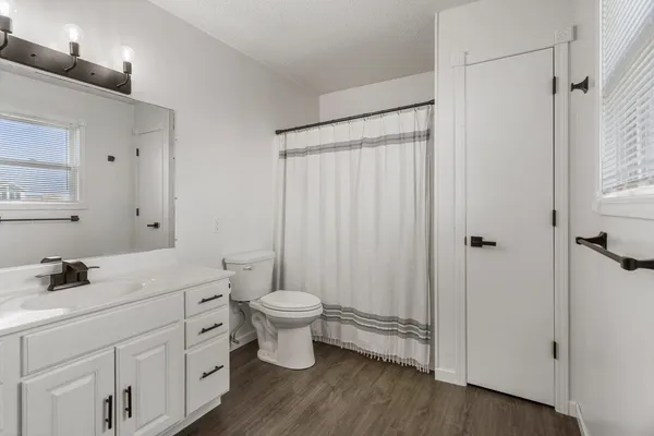 $274,900 | 509 Crestwood Drive, Champaign, IL 61822