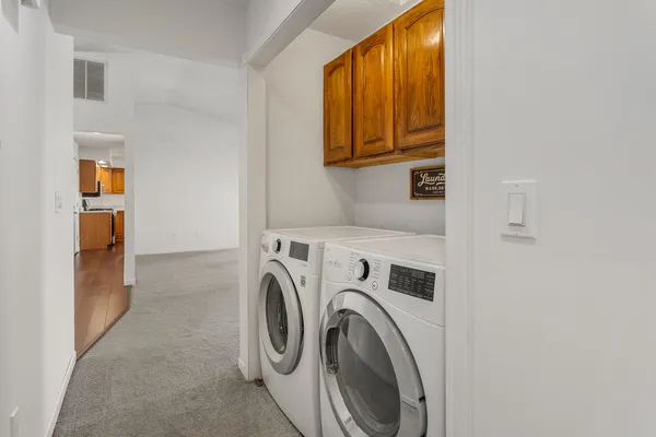 $274,900 | 509 Crestwood Drive, Champaign, IL 61822