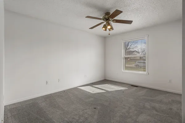 $274,900 | 509 Crestwood Drive, Champaign, IL 61822